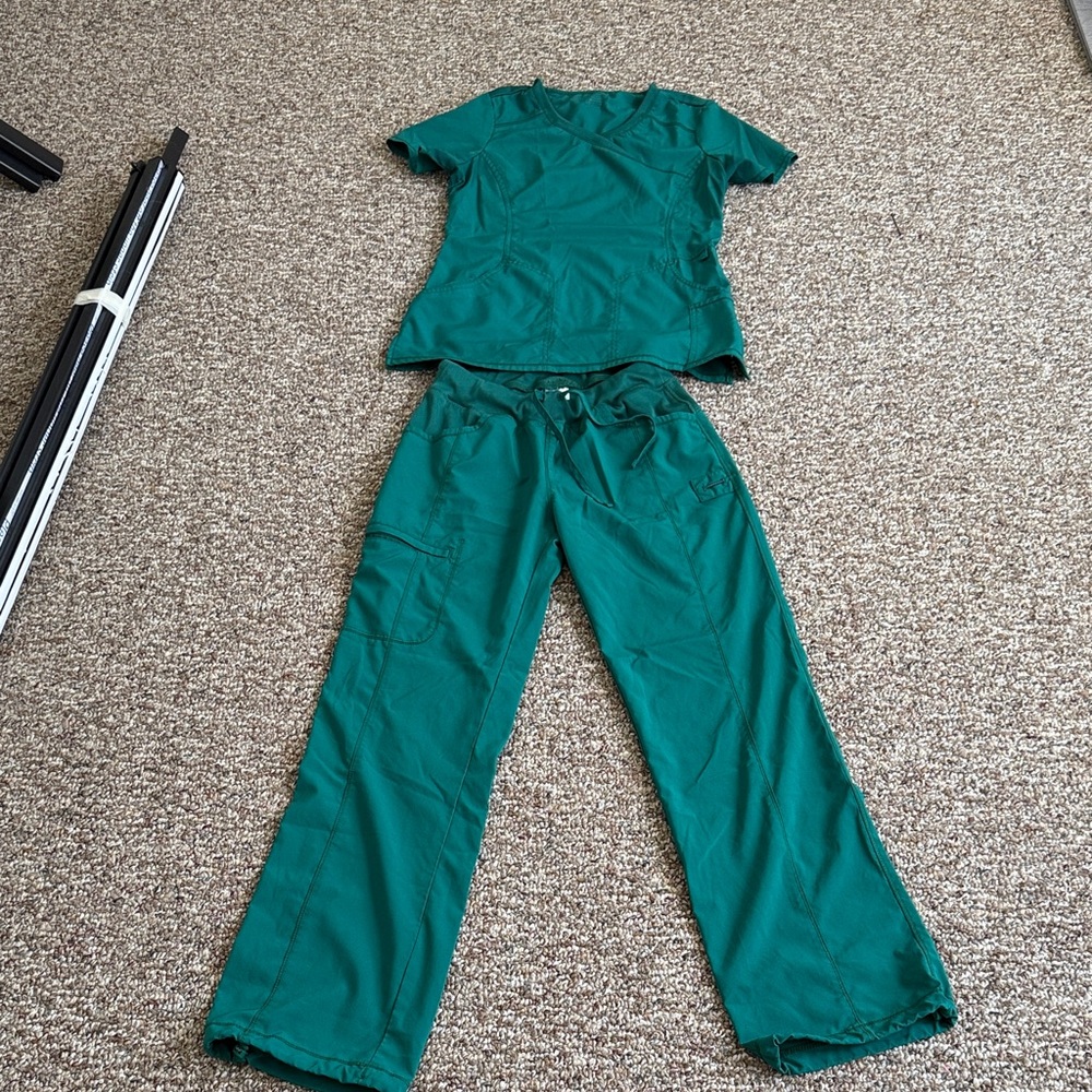 Green Women's Scrub Set